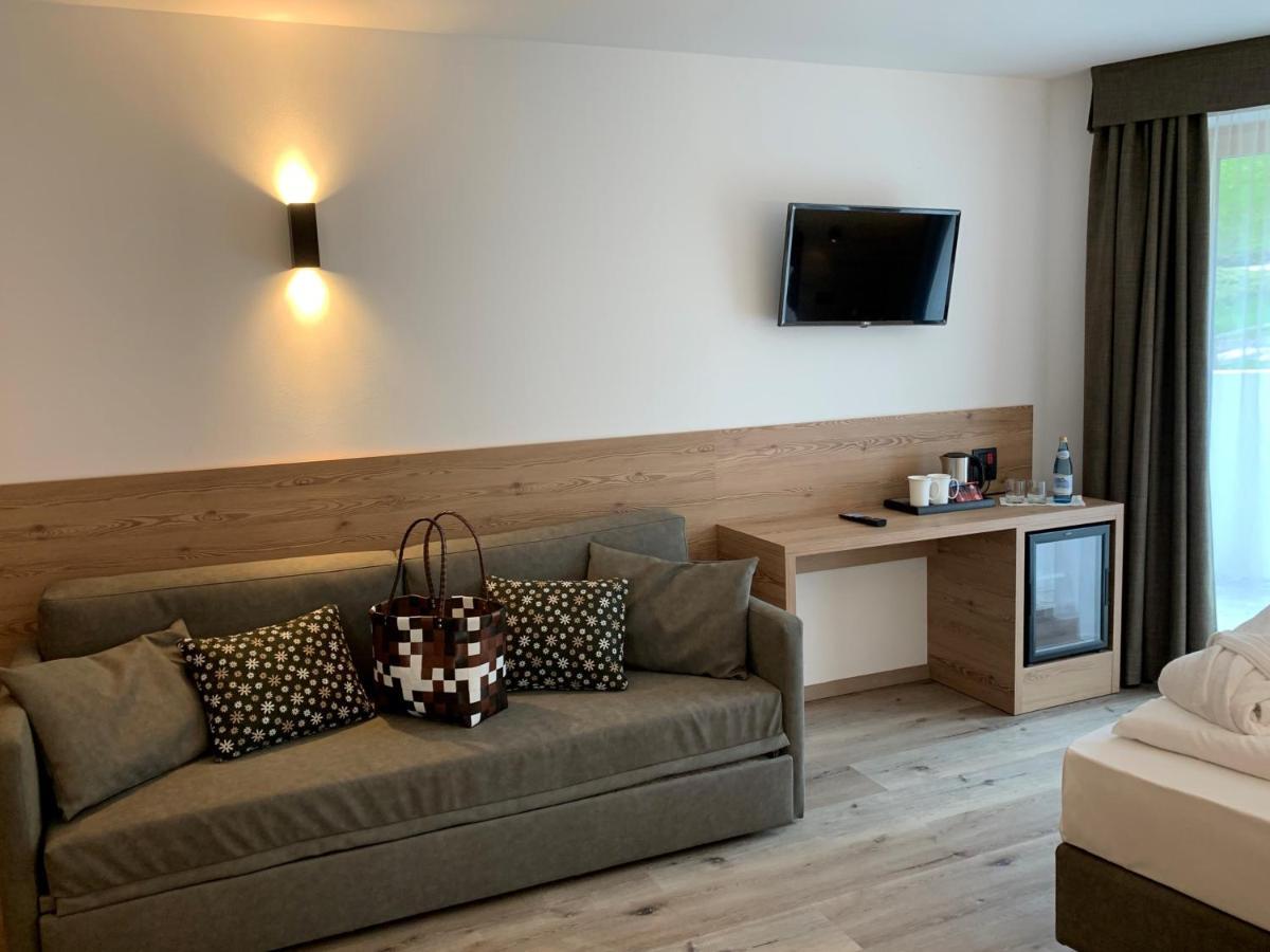 Hotel Miravalle Soraga Ngoại thất bức ảnh