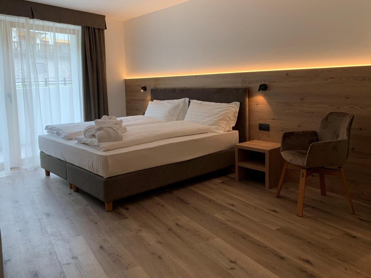 Hotel Miravalle Soraga Ngoại thất bức ảnh
