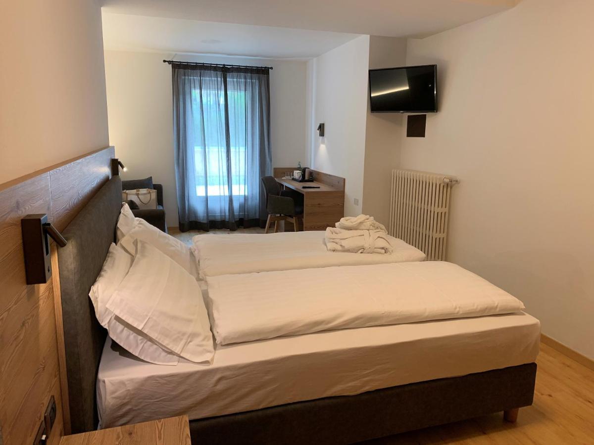 Hotel Miravalle Soraga Ngoại thất bức ảnh