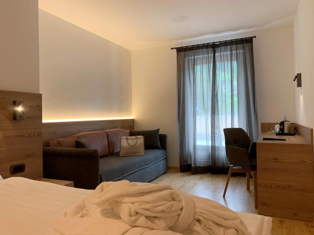 Hotel Miravalle Soraga Ngoại thất bức ảnh