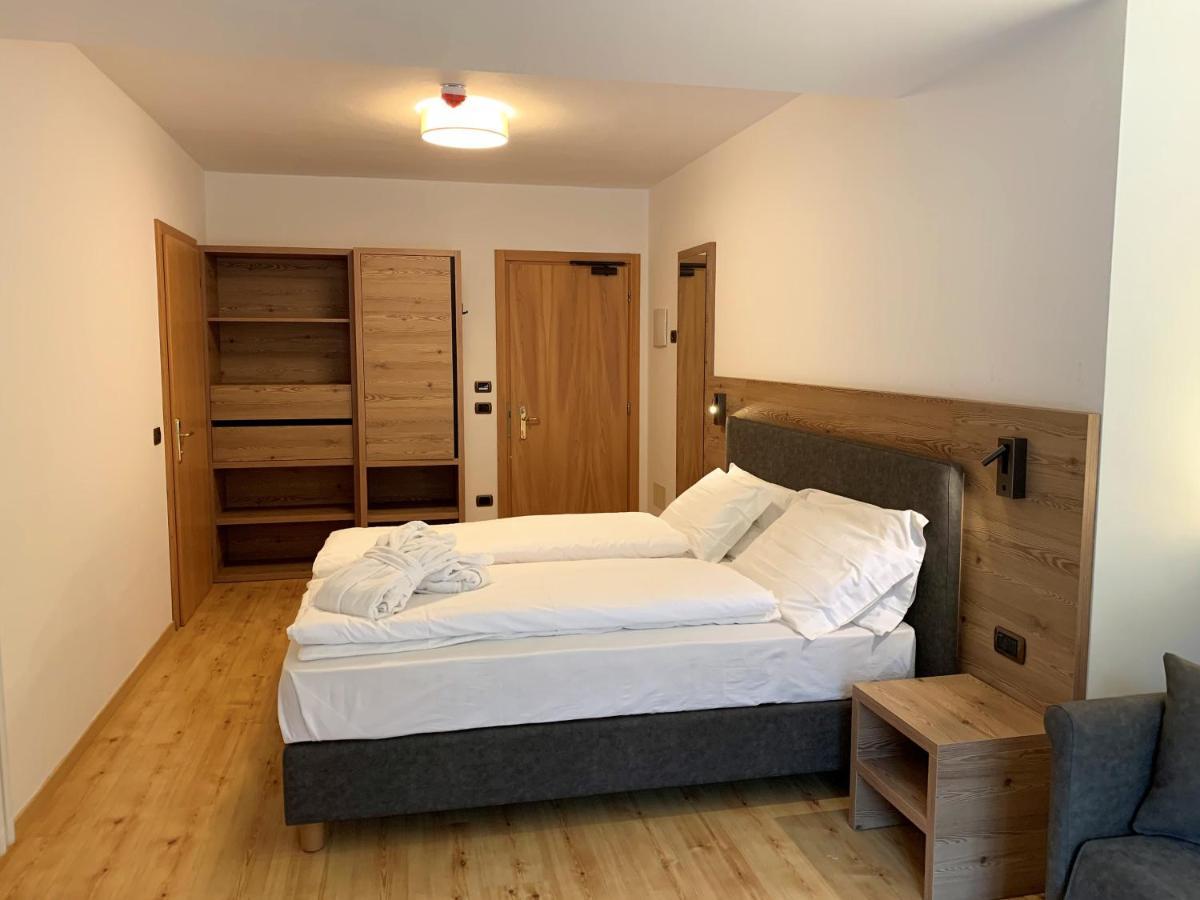 Hotel Miravalle Soraga Ngoại thất bức ảnh