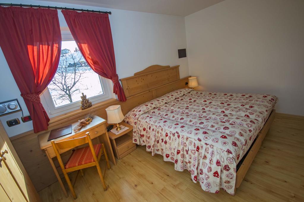 Hotel Miravalle Soraga Ngoại thất bức ảnh