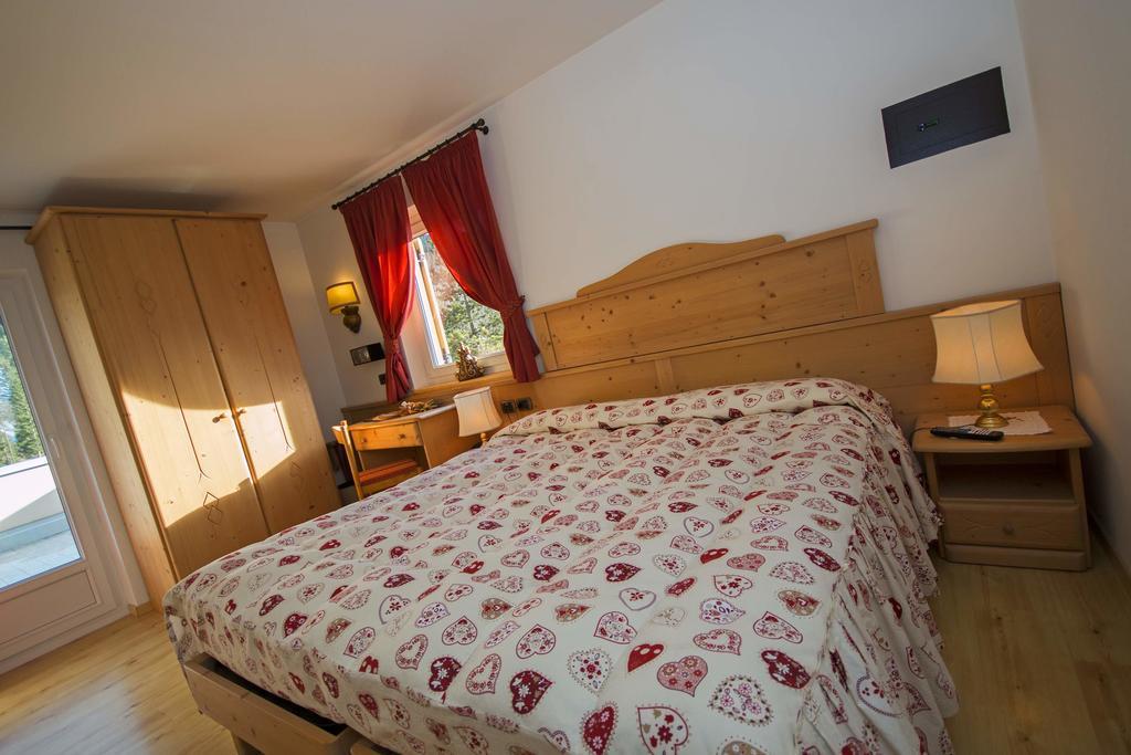 Hotel Miravalle Soraga Ngoại thất bức ảnh
