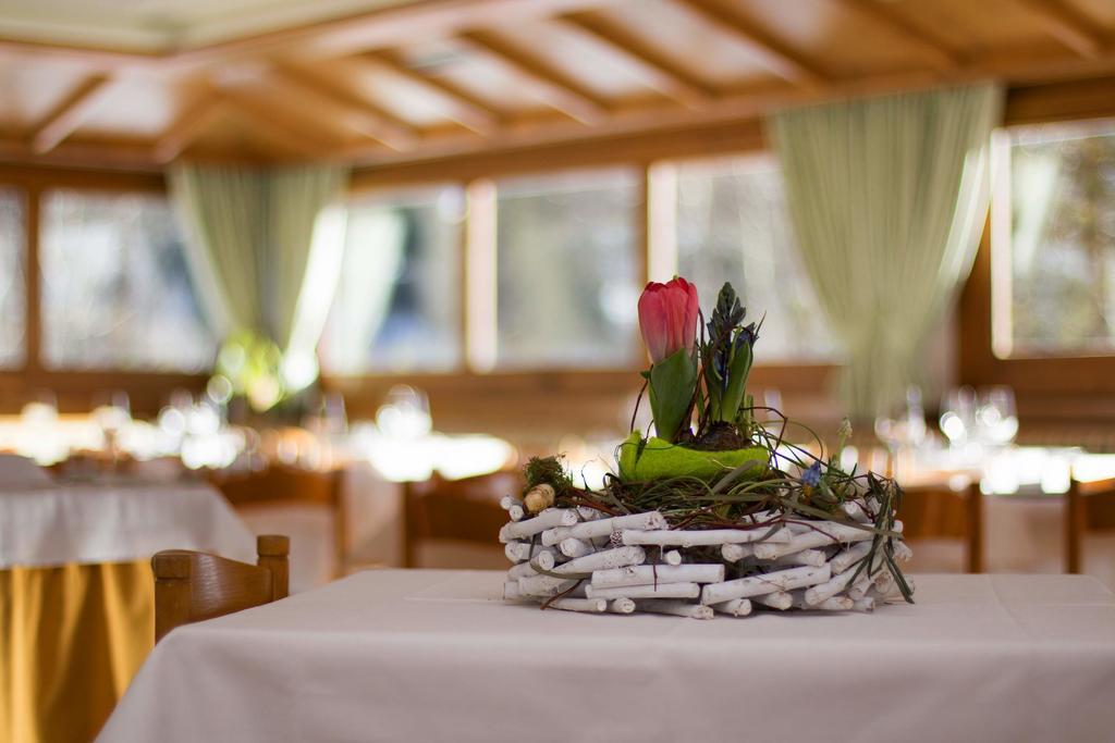 Hotel Miravalle Soraga Ngoại thất bức ảnh