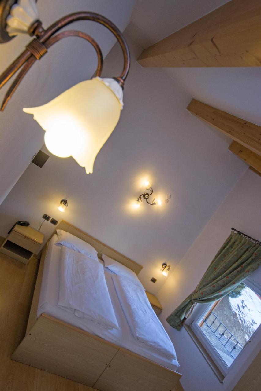 Hotel Miravalle Soraga Ngoại thất bức ảnh